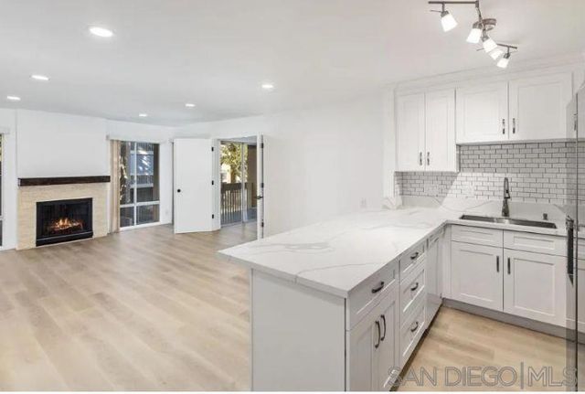 4600 Lamont St 204, San Diego, CA 92109