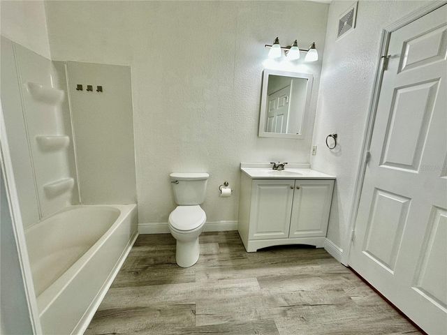 1990 ERVING CIRCLE 101, Ocoee, FL 34761