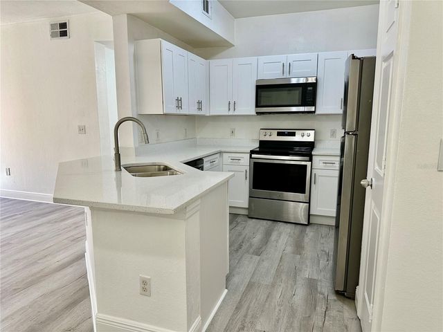 1990 ERVING CIRCLE 101, Ocoee, FL 34761