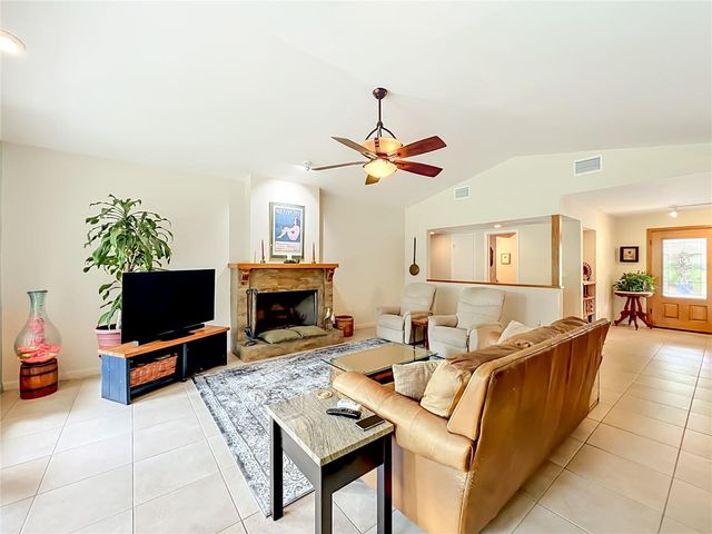 2157 LAKE DRIVE, Winter Park, FL 32789