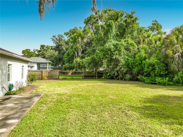 2157 LAKE DRIVE, Winter Park, FL 32789