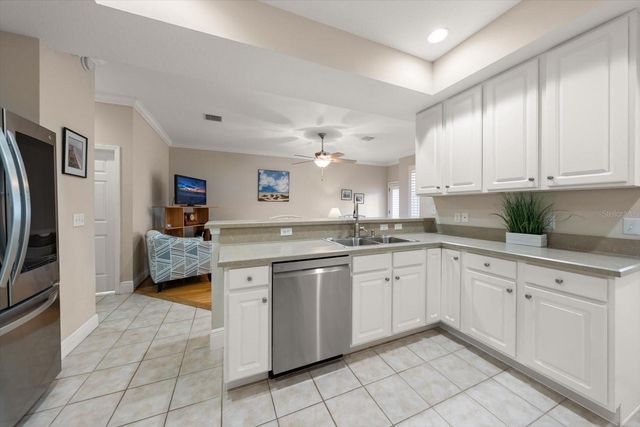 250 2ND AVENUE SW, Largo, FL 33770