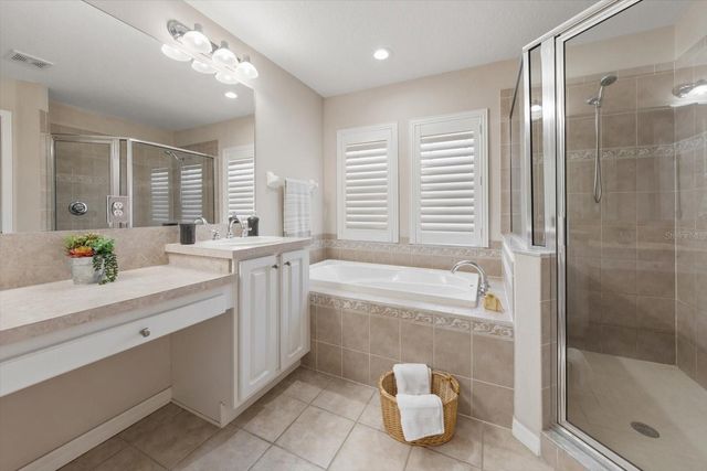 250 2ND AVENUE SW, Largo, FL 33770