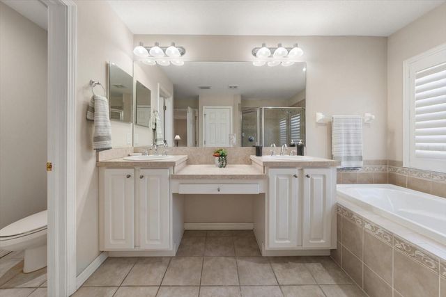 250 2ND AVENUE SW, Largo, FL 33770