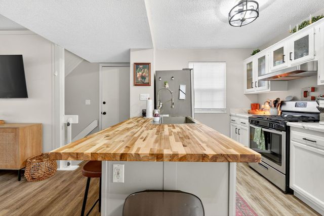 3341 Paradise Avenue, Hilliard, OH 43026