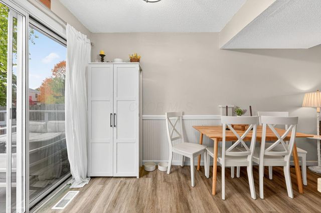 3341 Paradise Avenue, Hilliard, OH 43026