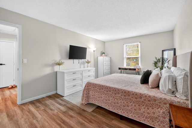 3341 Paradise Avenue, Hilliard, OH 43026