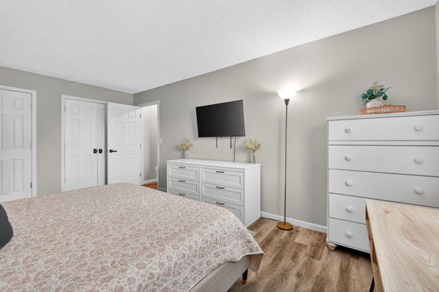 3341 Paradise Avenue, Hilliard, OH 43026