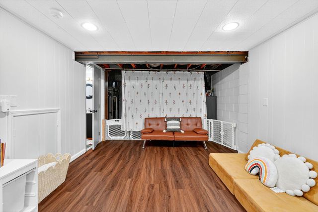 3341 Paradise Avenue, Hilliard, OH 43026