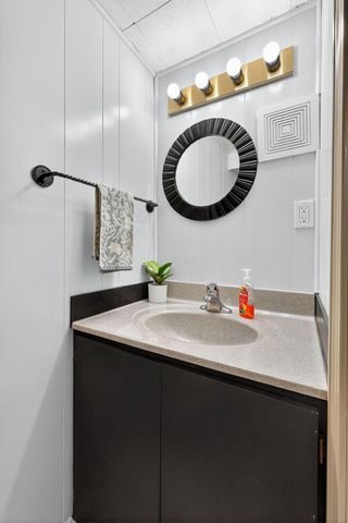 3341 Paradise Avenue, Hilliard, OH 43026