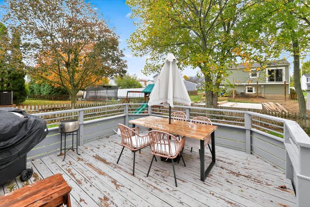 3341 Paradise Avenue, Hilliard, OH 43026