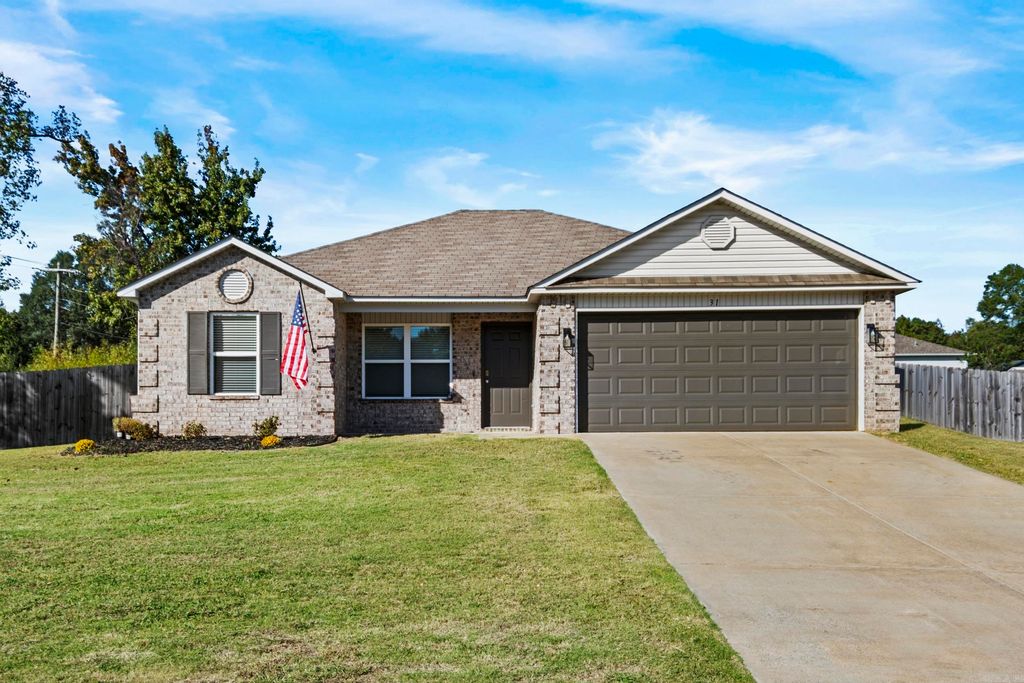 31 Oakland Circle, Austin, AR 72007
