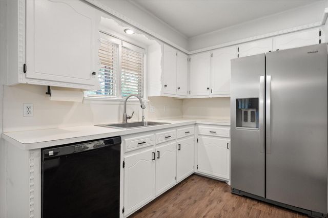 6806 Norfolk Avenue, Lubbock, TX 79413