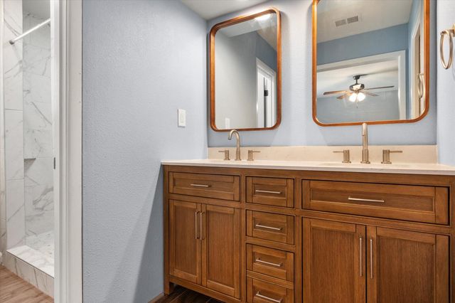 6806 Norfolk Avenue, Lubbock, TX 79413