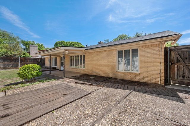 6806 Norfolk Avenue, Lubbock, TX 79413
