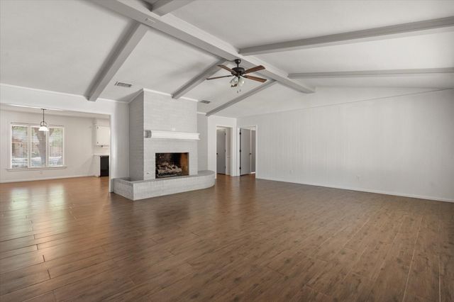 6806 Norfolk Avenue, Lubbock, TX 79413