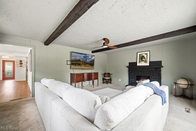 4697 Canterbury Road, North Olmsted, OH 44070