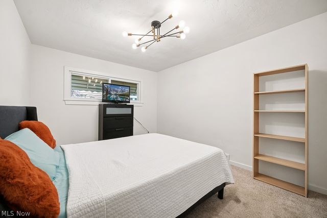 4697 Canterbury Road, North Olmsted, OH 44070