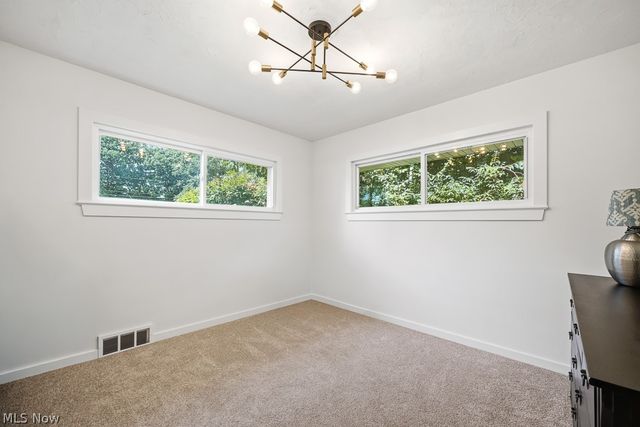 4697 Canterbury Road, North Olmsted, OH 44070