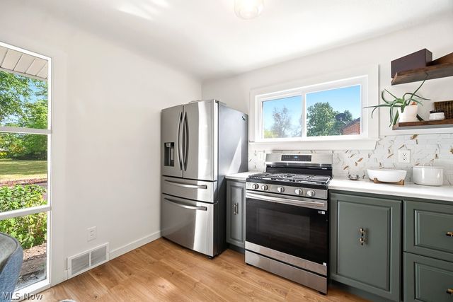 4697 Canterbury Road, North Olmsted, OH 44070