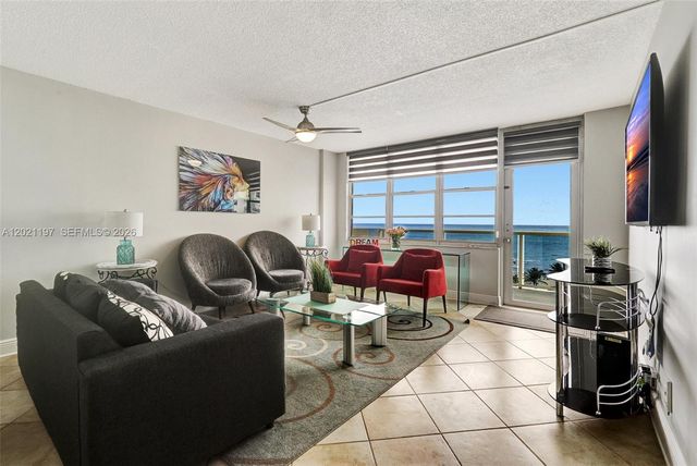 3725 S Ocean Dr 812, Hollywood, FL 33019