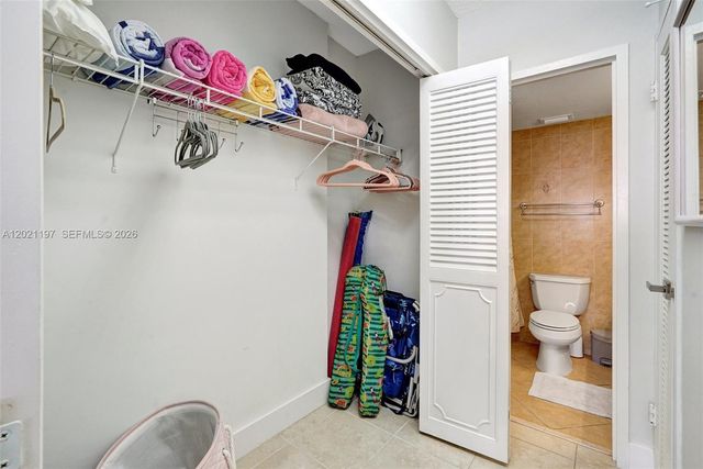 3725 S Ocean Dr 812, Hollywood, FL 33019