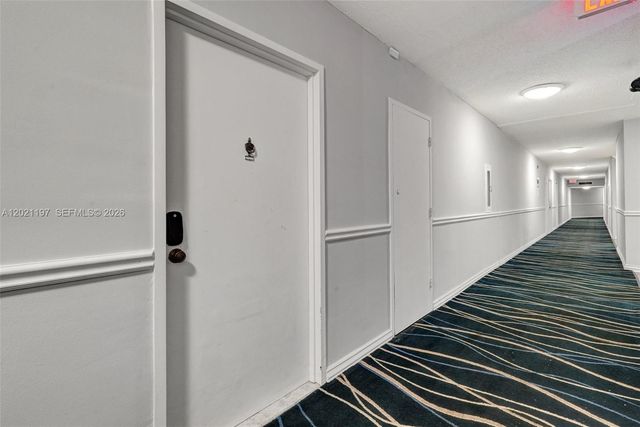 3725 S Ocean Dr 812, Hollywood, FL 33019