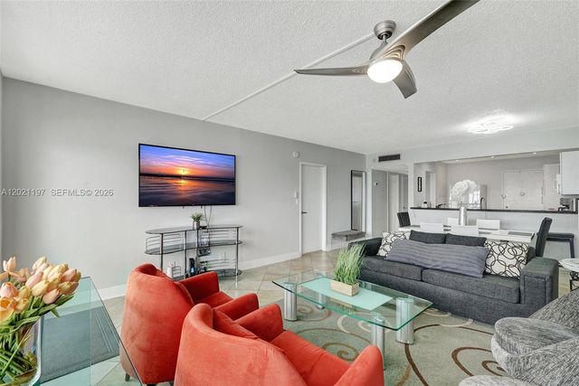 3725 S Ocean Dr 812, Hollywood, FL 33019