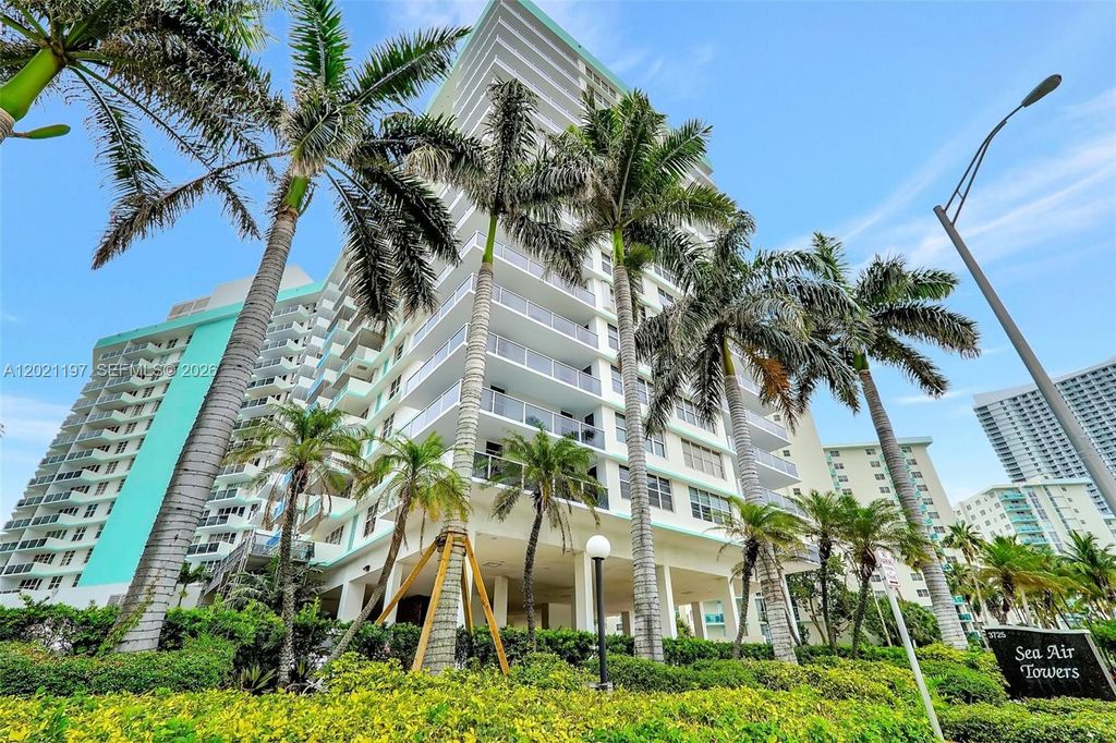 3725 S Ocean Dr 812, Hollywood, FL 33019