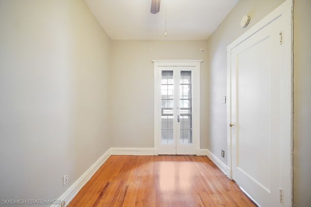 945 E Hyde Park Boulevard 2, Chicago, IL 60615