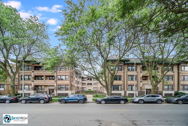 945 E Hyde Park Boulevard 2, Chicago, IL 60615