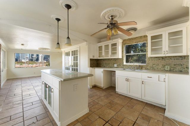 212 Bonnieview ST, Austin, TX 78704