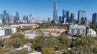212 Bonnieview ST, Austin, TX 78704