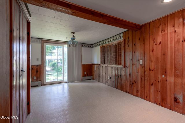 40 Dean Road, Hudson Falls, NY 12839