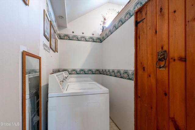 40 Dean Road, Hudson Falls, NY 12839