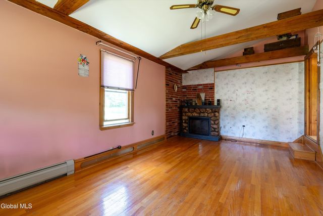 40 Dean Road, Hudson Falls, NY 12839