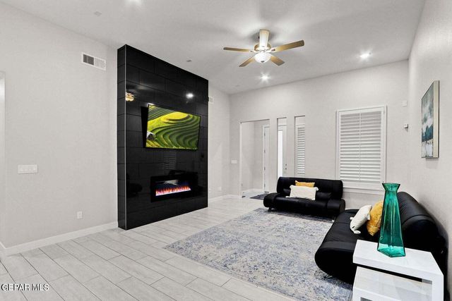 2621 MARIA CASAS Street, El Paso, TX 79938