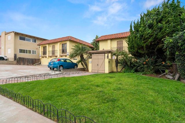 4950 Coronado Ave 3, San Diego, CA 92107