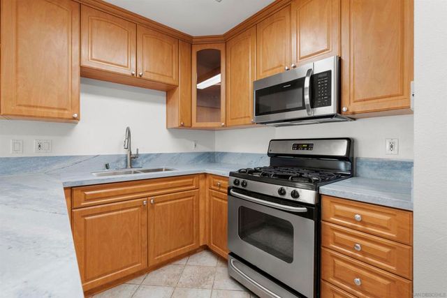 4950 Coronado Ave 3, San Diego, CA 92107