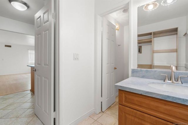 4950 Coronado Ave 3, San Diego, CA 92107