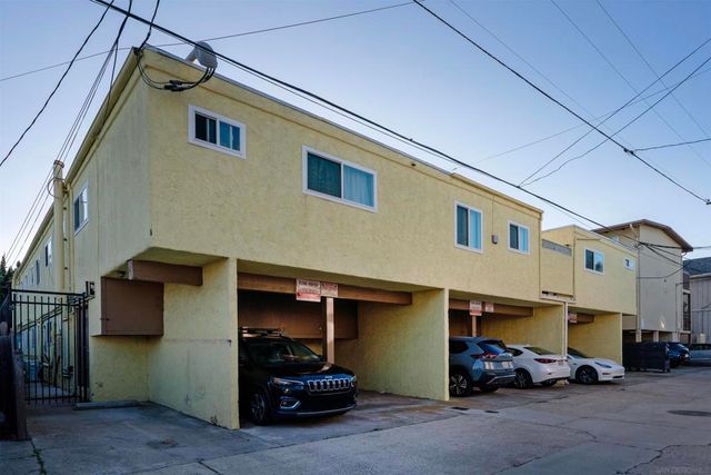 4950 Coronado Ave 3, San Diego, CA 92107