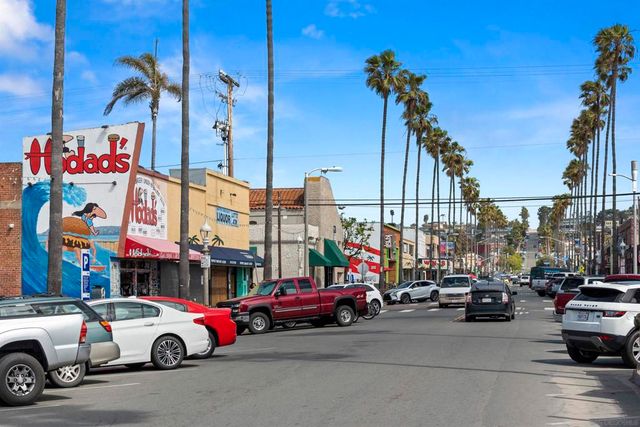 4950 Coronado Ave 3, San Diego, CA 92107