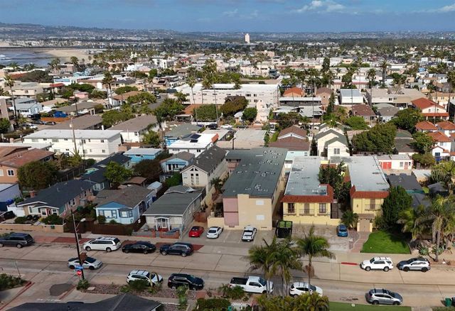 4950 Coronado Ave 3, San Diego, CA 92107