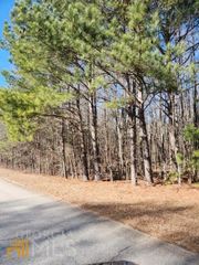 160 Green Meadow Lane, Fayetteville, GA 30215