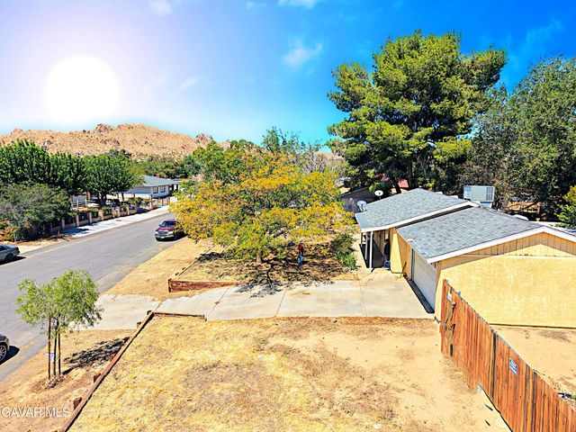 38510 E 159th Street, Palmdale, CA 93591
