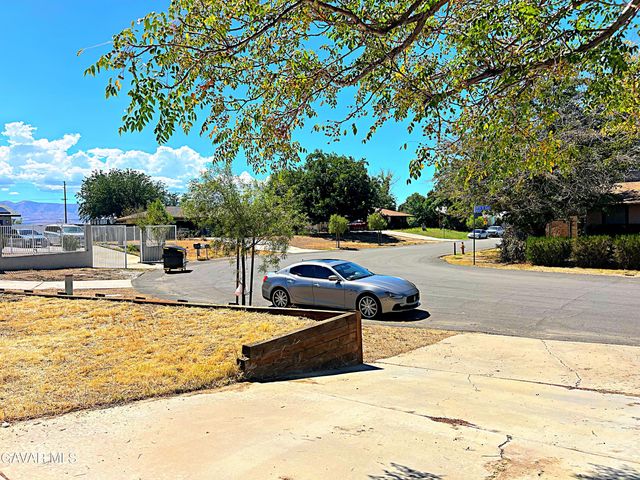 38510 E 159th Street, Palmdale, CA 93591