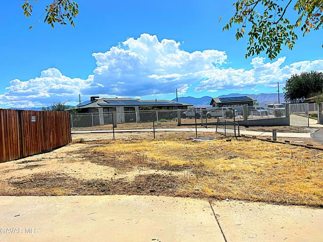 38510 E 159th Street, Palmdale, CA 93591