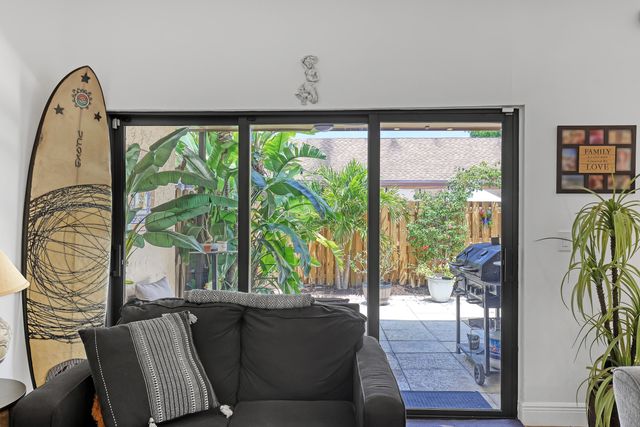 5203 Peppercorn Street, Palm Beach Gardens, FL 33418