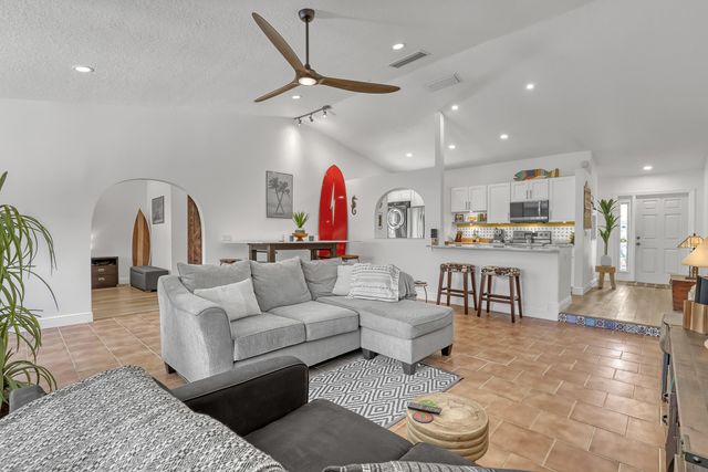 5203 Peppercorn Street, Palm Beach Gardens, FL 33418