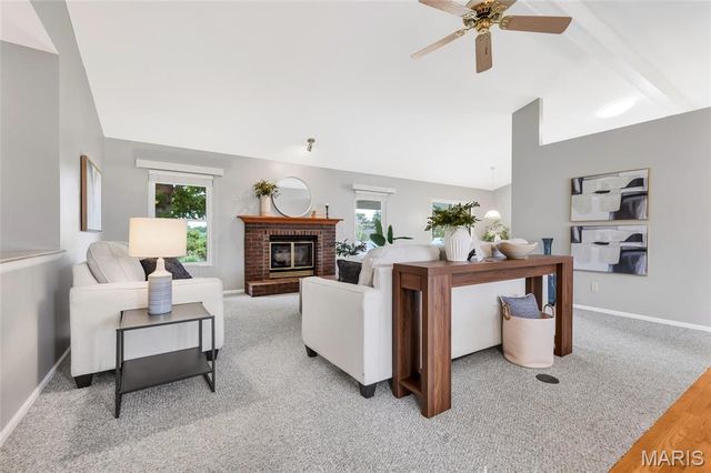 4529 Briargate Drive, St Charles, MO 63304